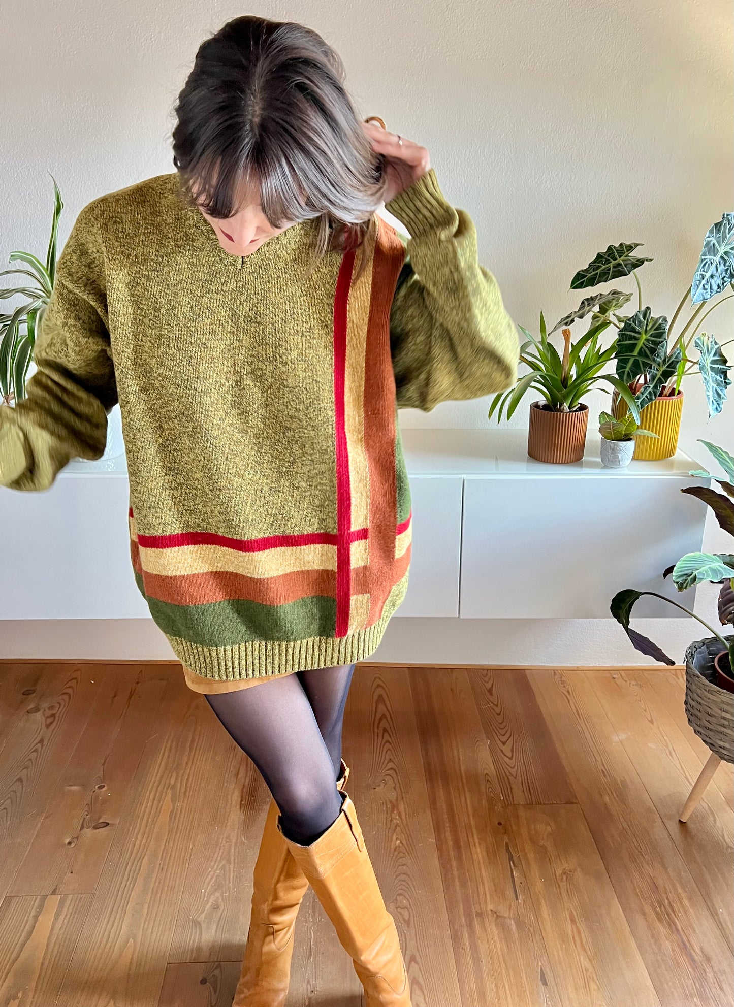 1970's vintage green, tan and red plaid knit pullover