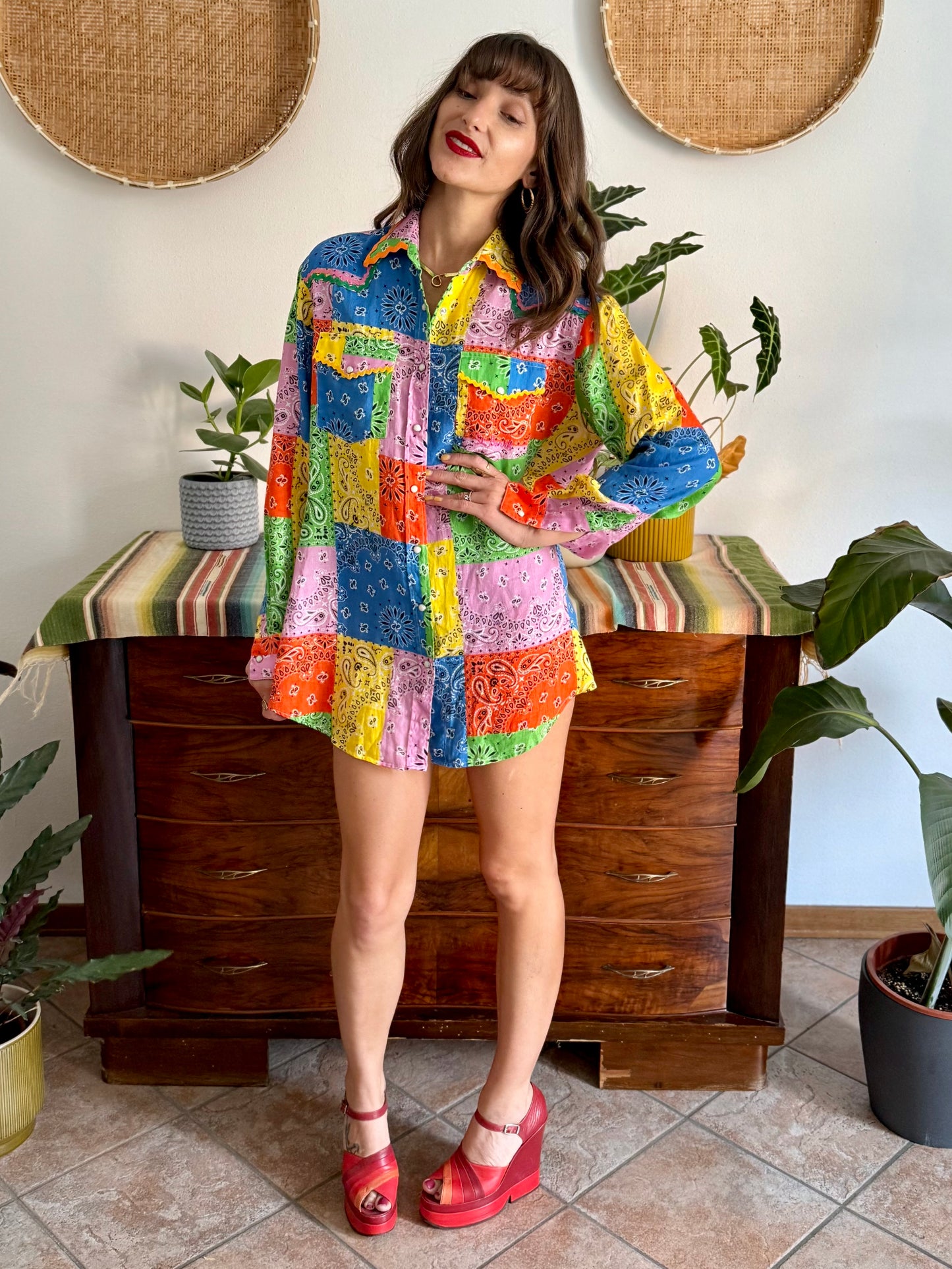 Multicolor patchwork handkerchief pearl snap linen shirt