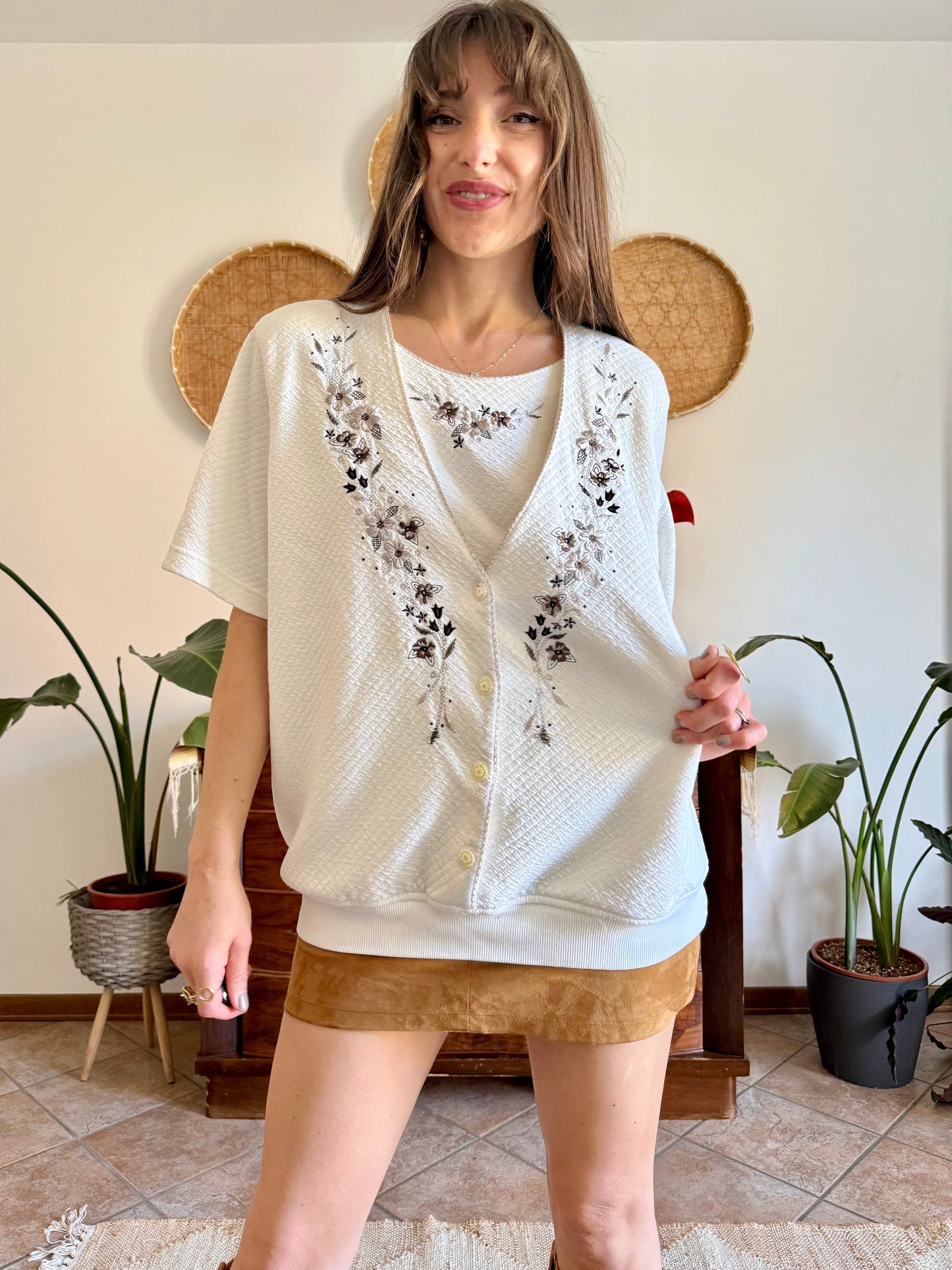 1970’s vintage cream quilted knit top with brown floral embroidery
