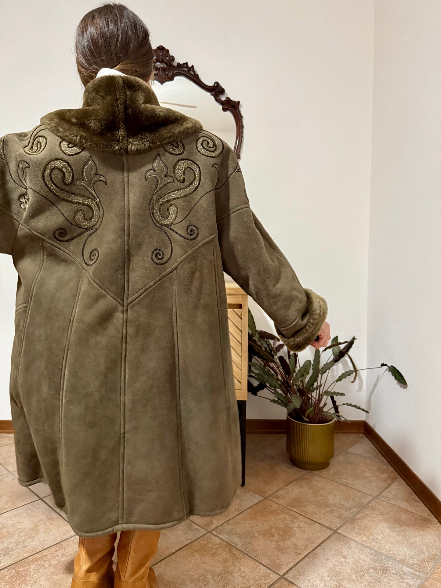 1970's vintage chocolate brown shearling monotone coat with embroidery details
