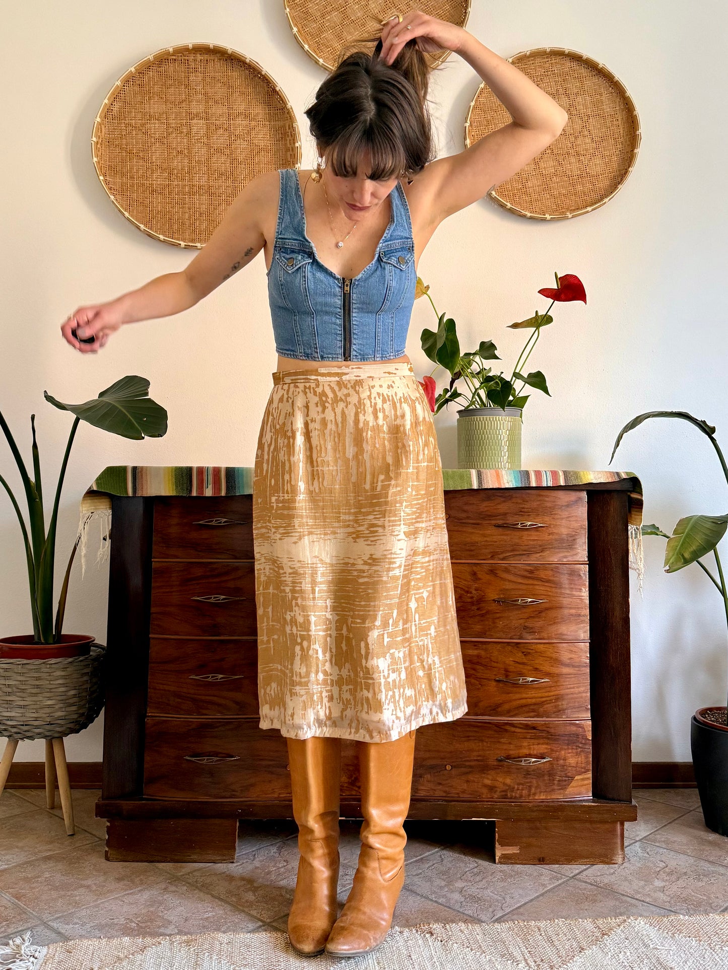 1960's vintage champagne and gold textured irridescent midi skirt