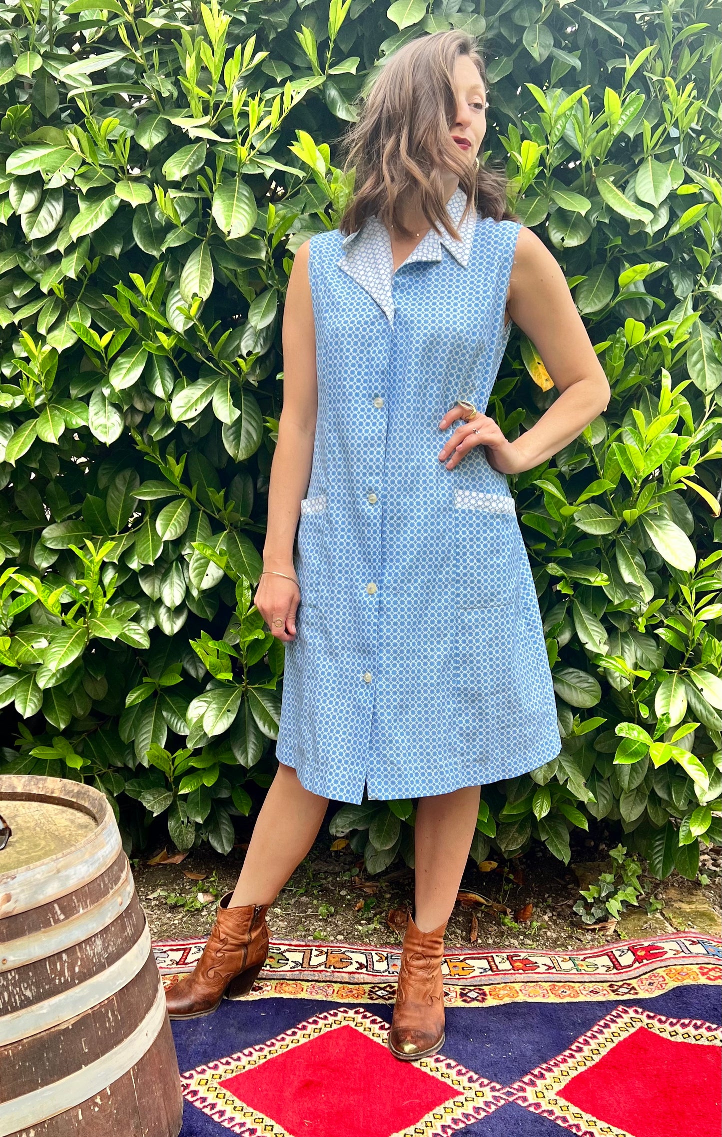 1970's vintage blue and white geometric print button down midi dress