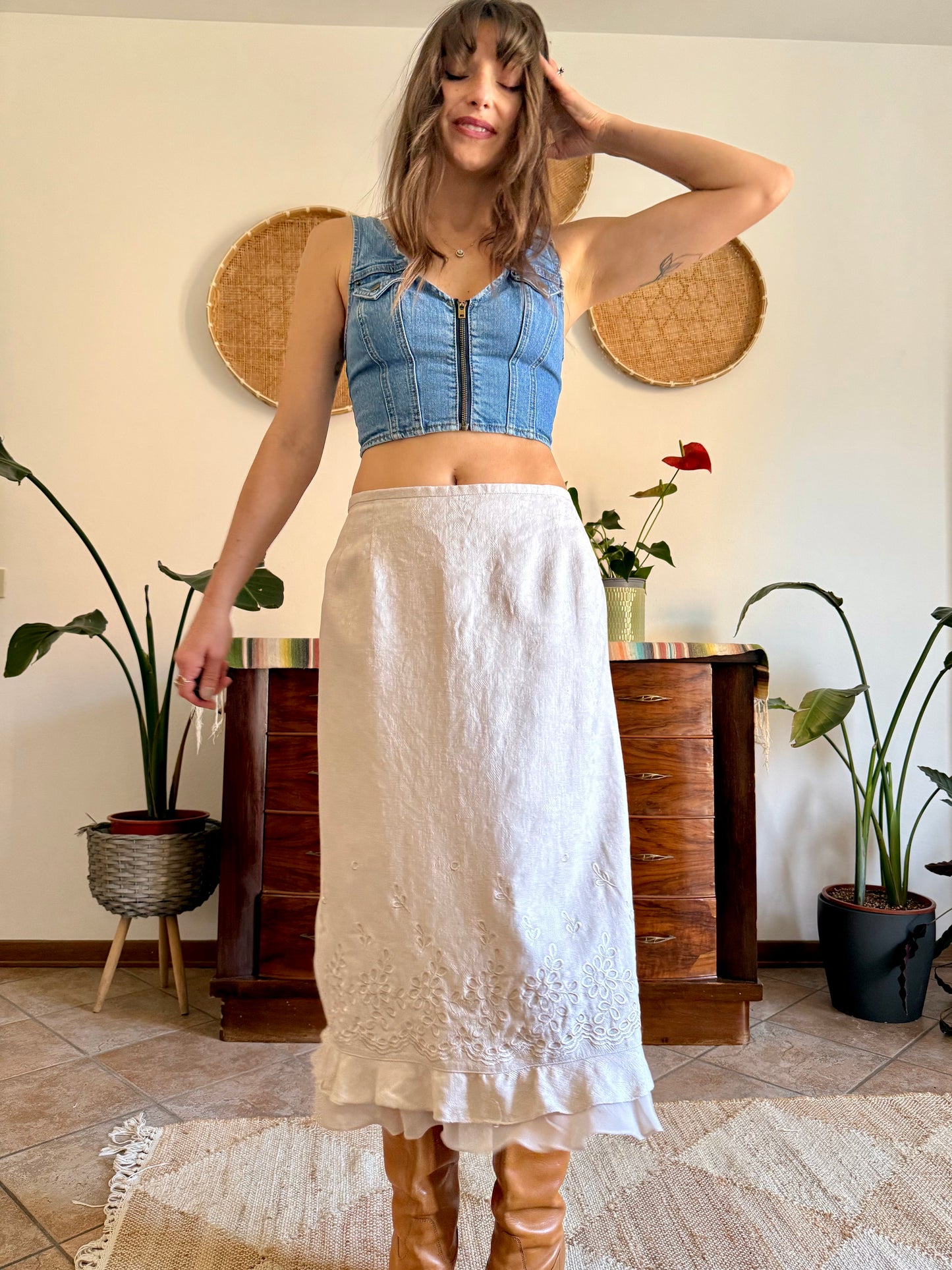 1990's vintage floral weave beige linen midi skirt with floral embroidery