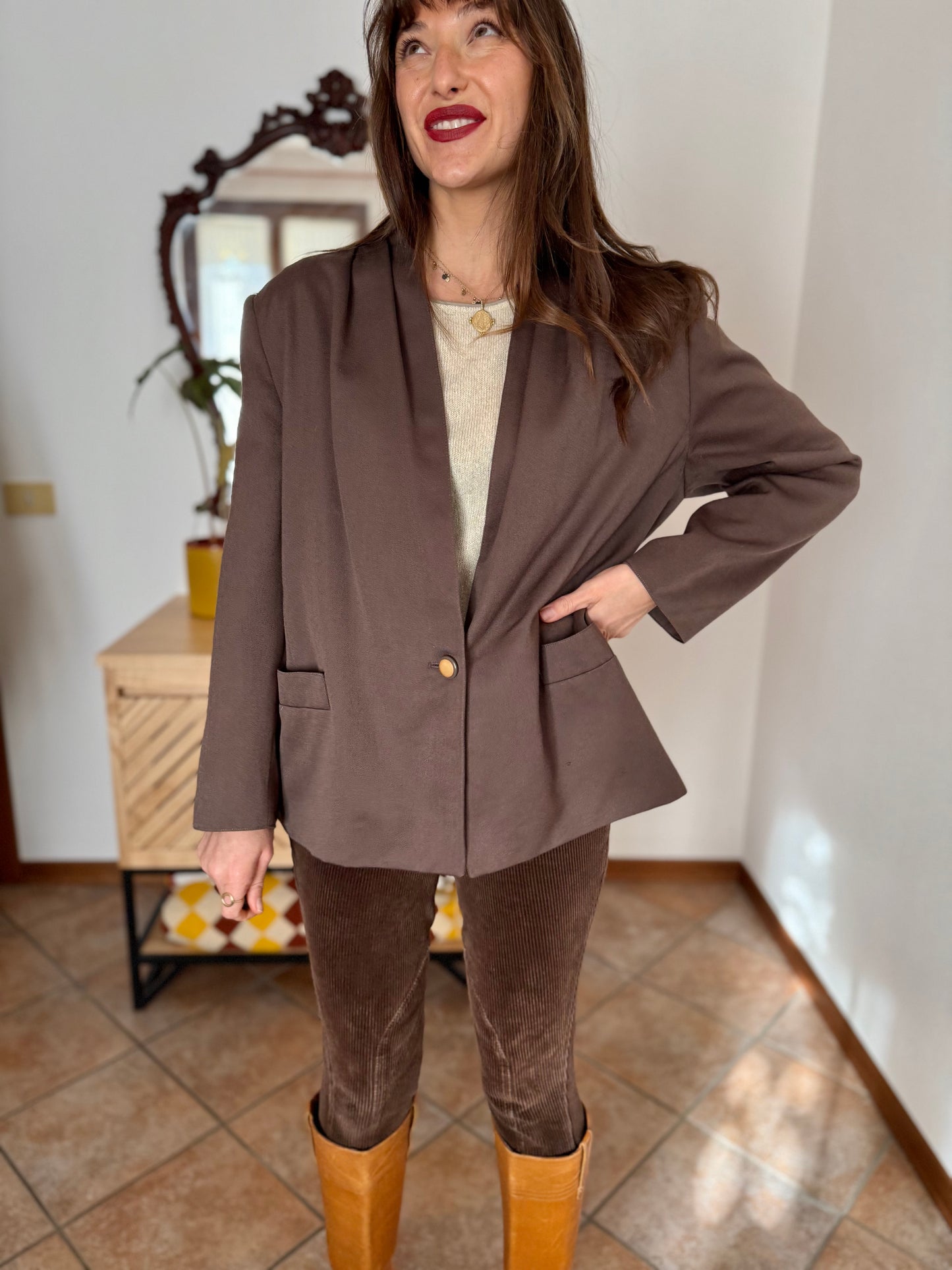1970's vintage dark khaki brown oversize blazer with pleated shoulder details
