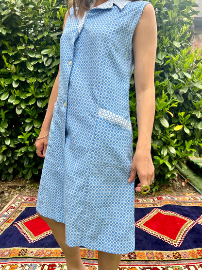 1970's vintage blue and white geometric print button down midi dress