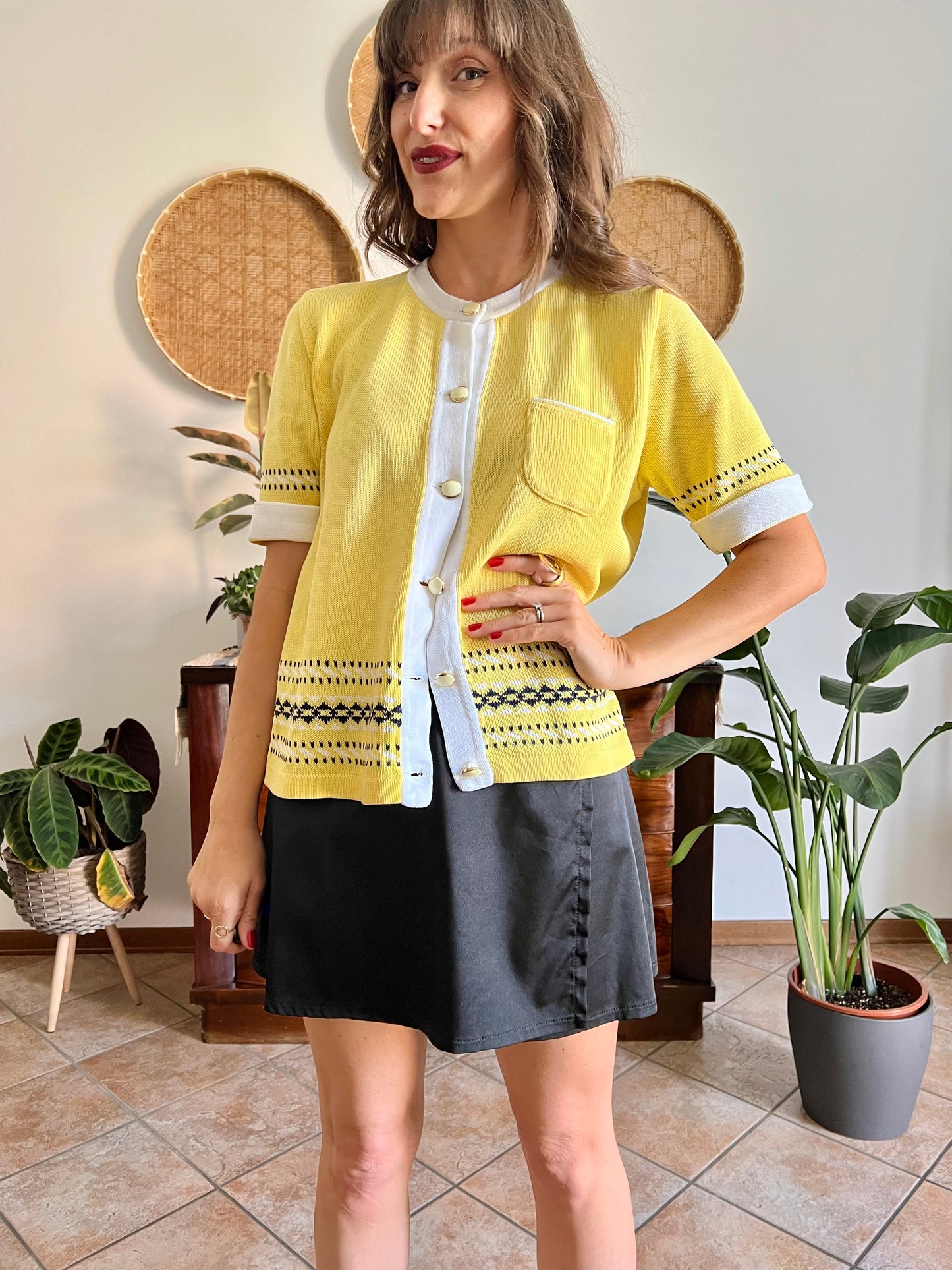 1980's vintage yellow short sleeve knit cardigan with black and white knit pattern