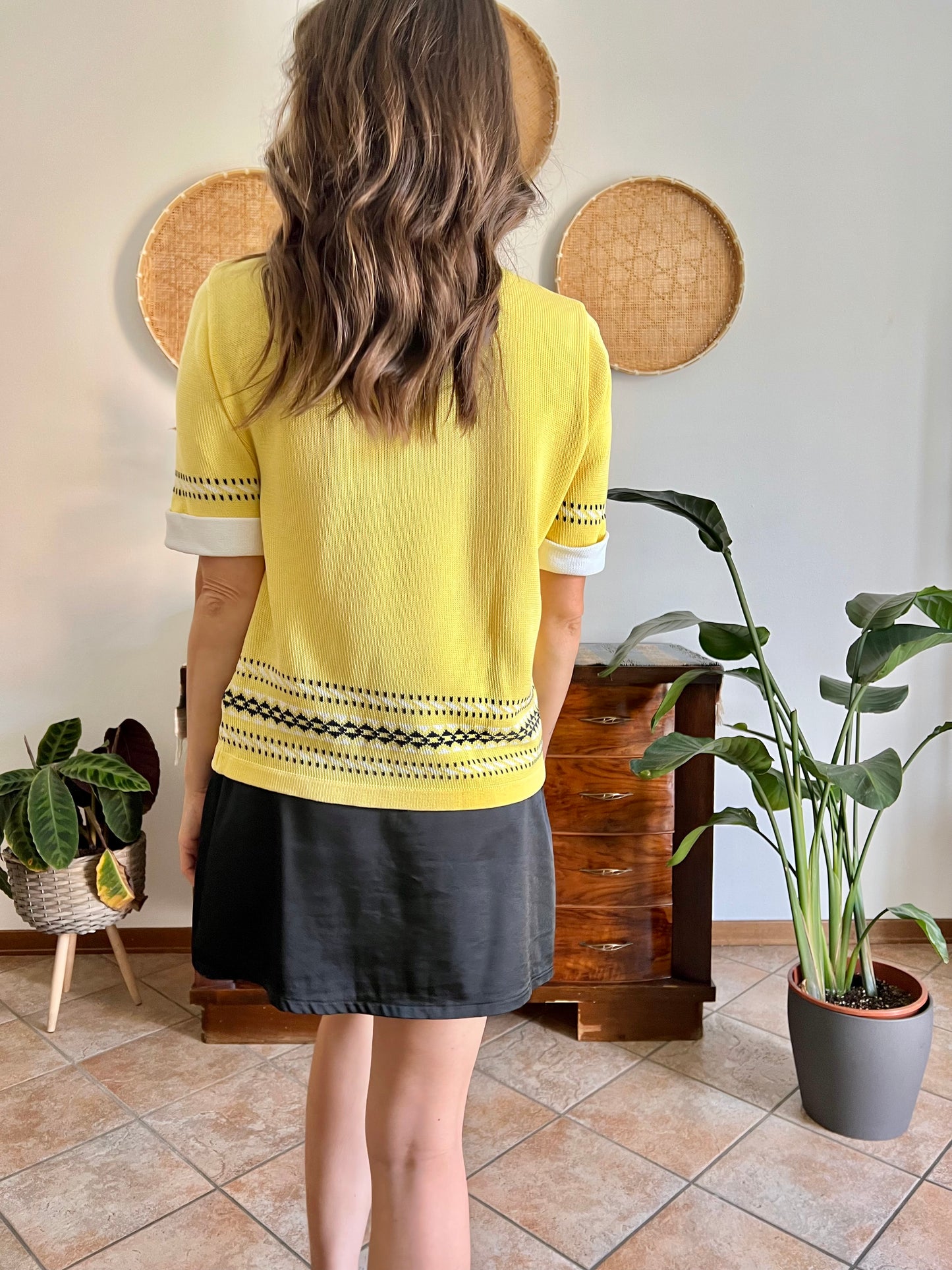 1980's vintage yellow short sleeve knit cardigan with black and white knit pattern