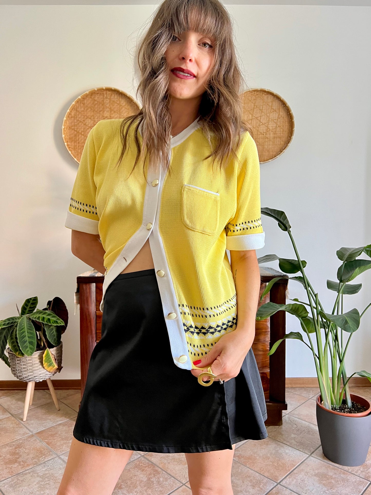 1980's vintage yellow short sleeve knit cardigan with black and white knit pattern