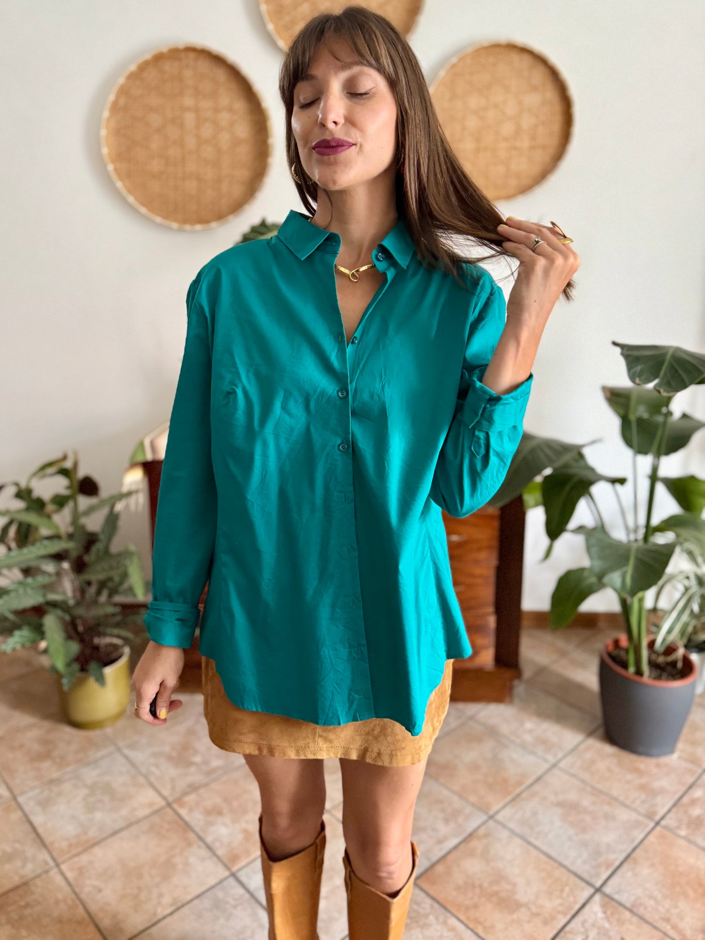 1990's vintage turquoise shirt with iridescent turquoise buttons