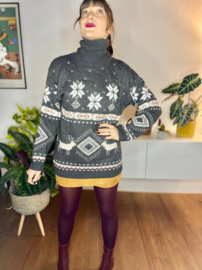 1970's vintage grey knit turtleneck with beige snowflake and reindeer design