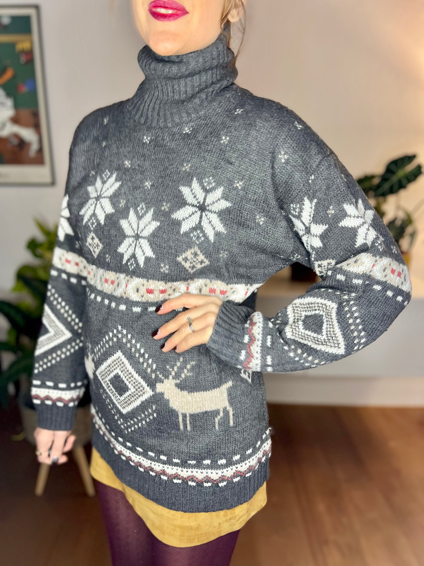 1970's vintage grey knit turtleneck with beige snowflake and reindeer design