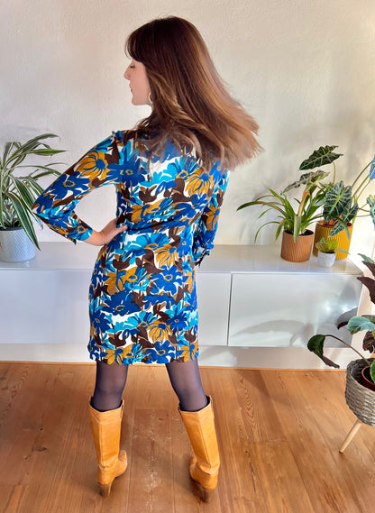 1970's vintage blue and tan mod floral mini dress