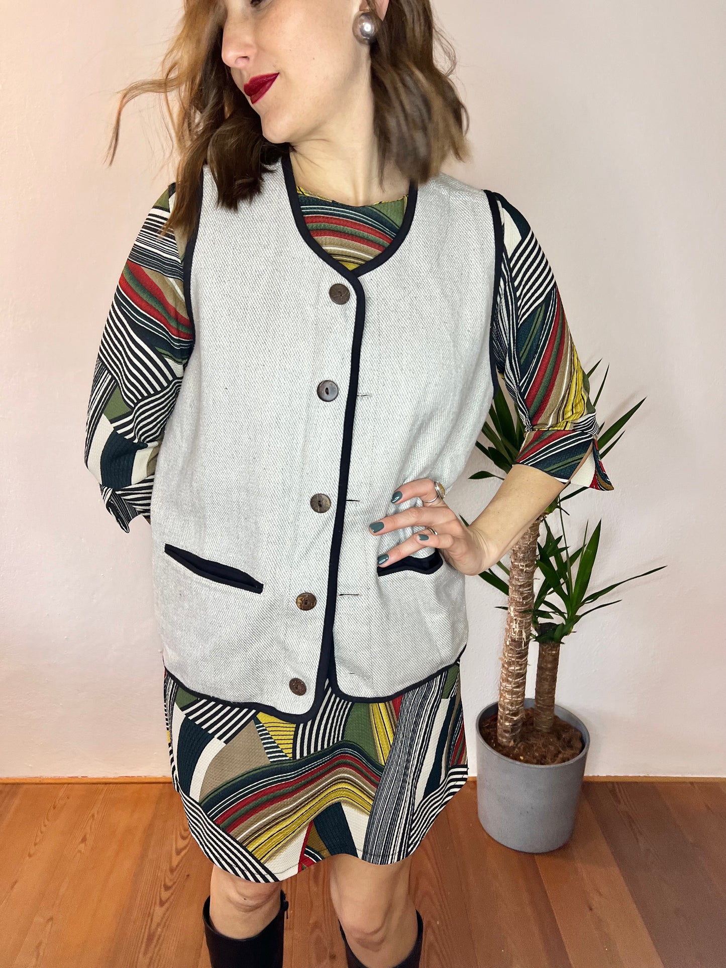 1990's vintage hand woven grey textured vest with black trim