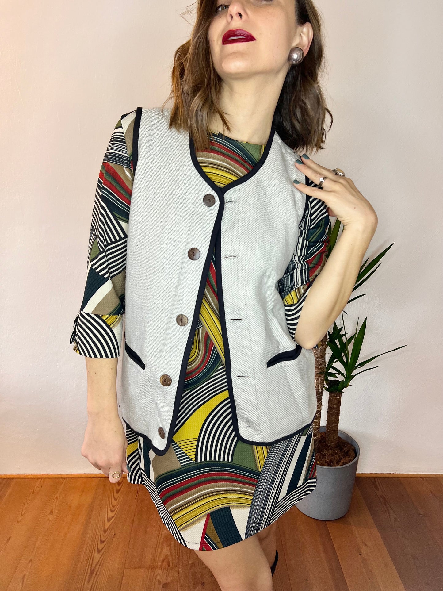 1990's vintage hand woven grey textured vest with black trim