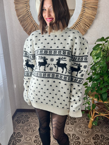 1980's vintage black and cream oversize reindeer wool knit pullover