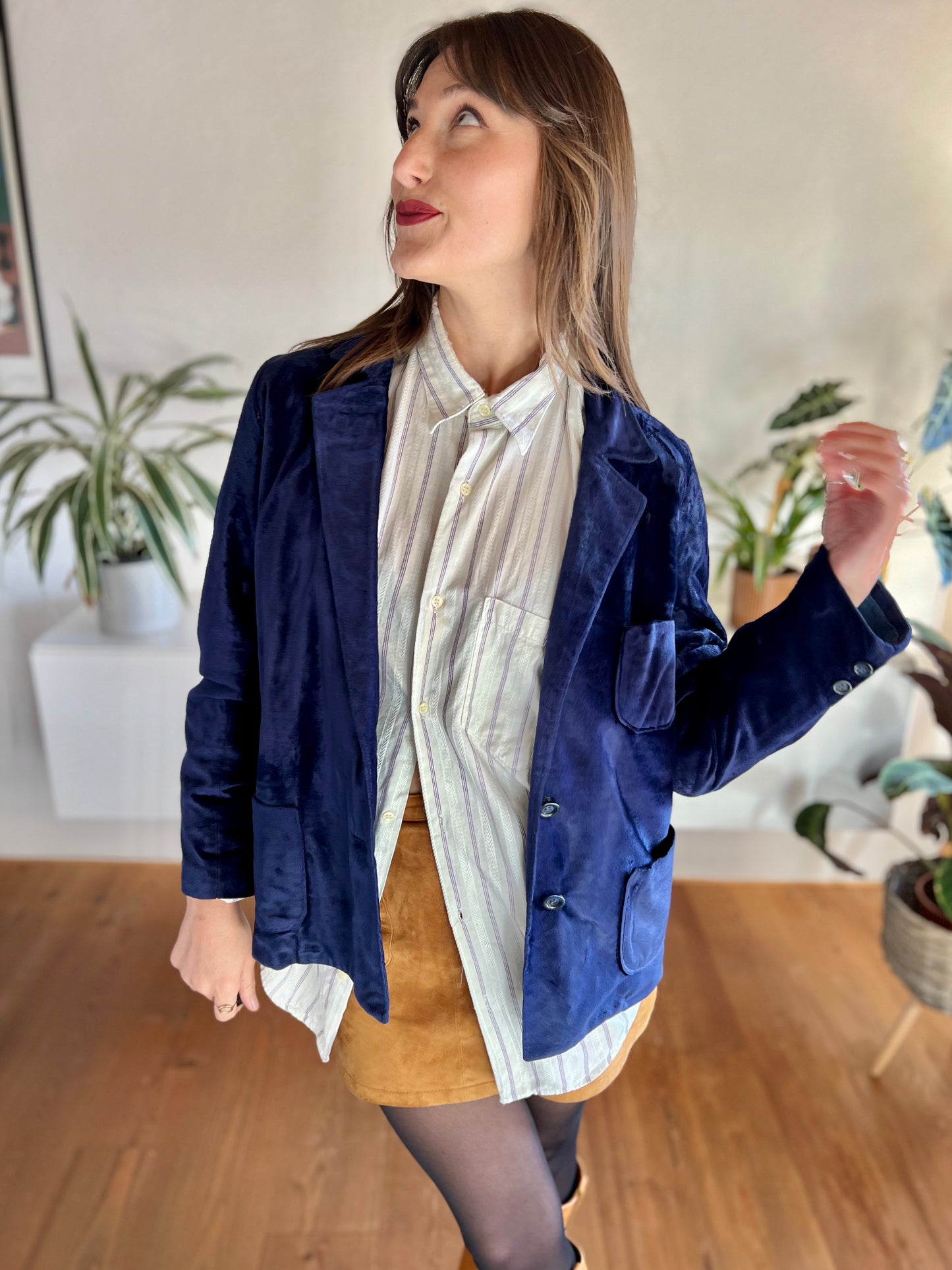 1970's vintage cobalt blue velvet blazer