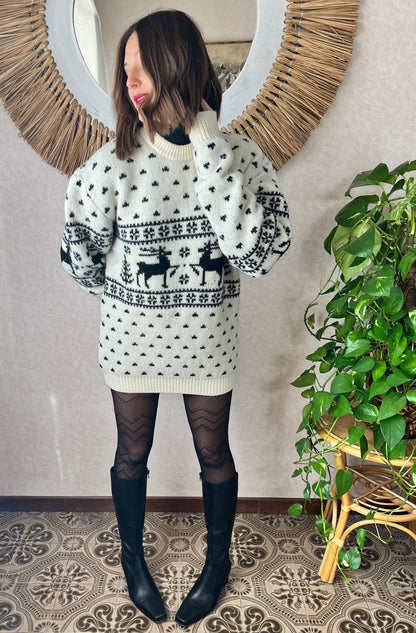 1980's vintage black and cream oversize reindeer wool knit pullover