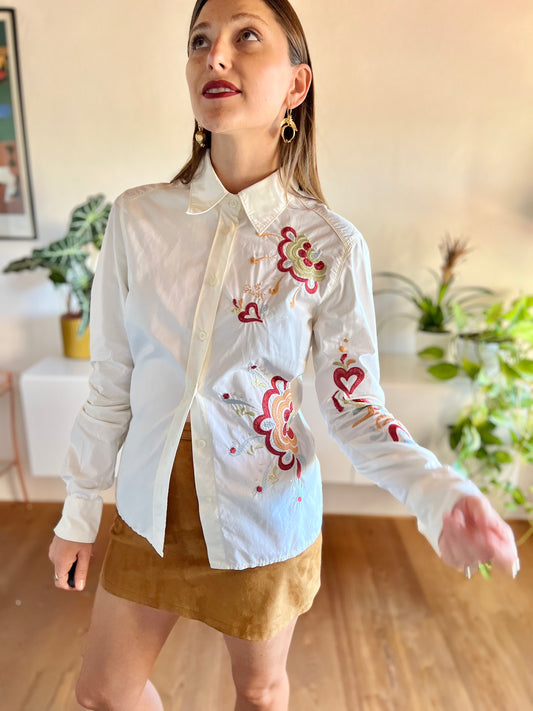 Y2K cream shirt with floral embroidery