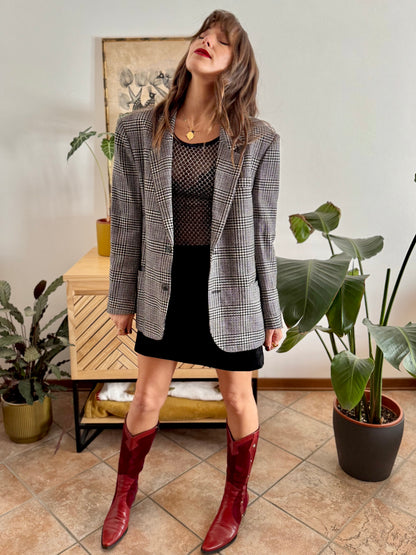 1970's vintage oversize black and cream wool houndstooth tweed blazer