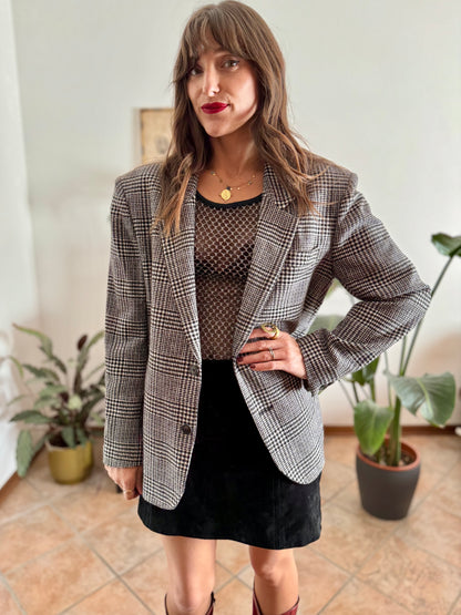 1970's vintage oversize black and cream wool houndstooth tweed blazer