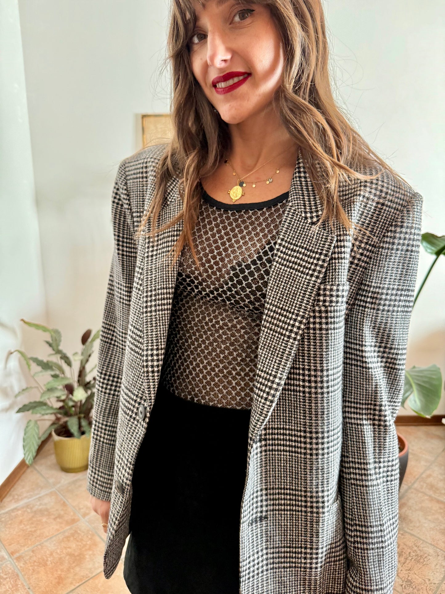 1970's vintage oversize black and cream wool houndstooth tweed blazer