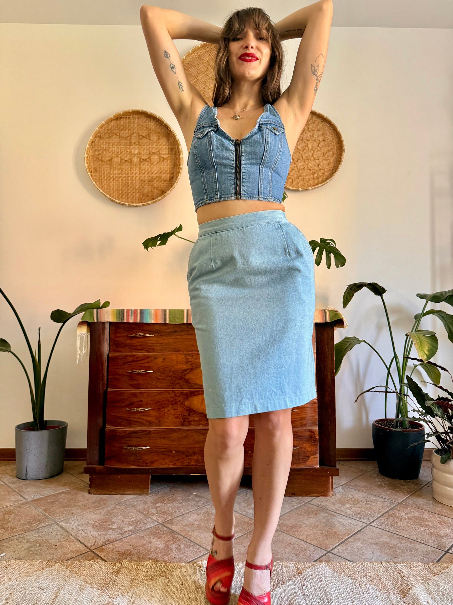 1970’s vintage light wash denim midi skirt