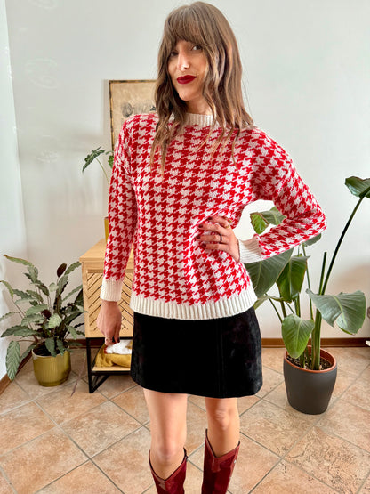 1990's vintage red and cream houndstooth pattern knit pullover