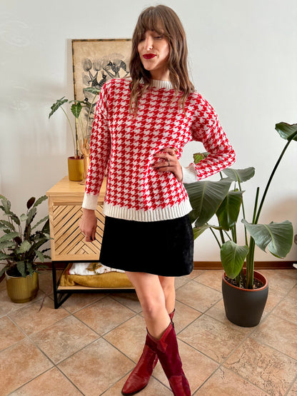 1990's vintage red and cream houndstooth pattern knit pullover