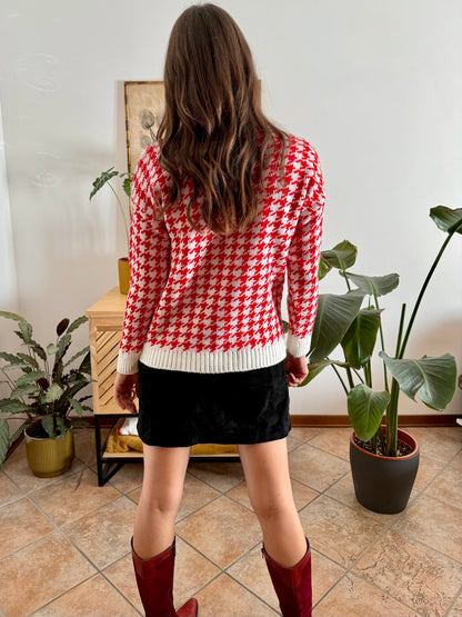 1990's vintage red and cream houndstooth pattern knit pullover