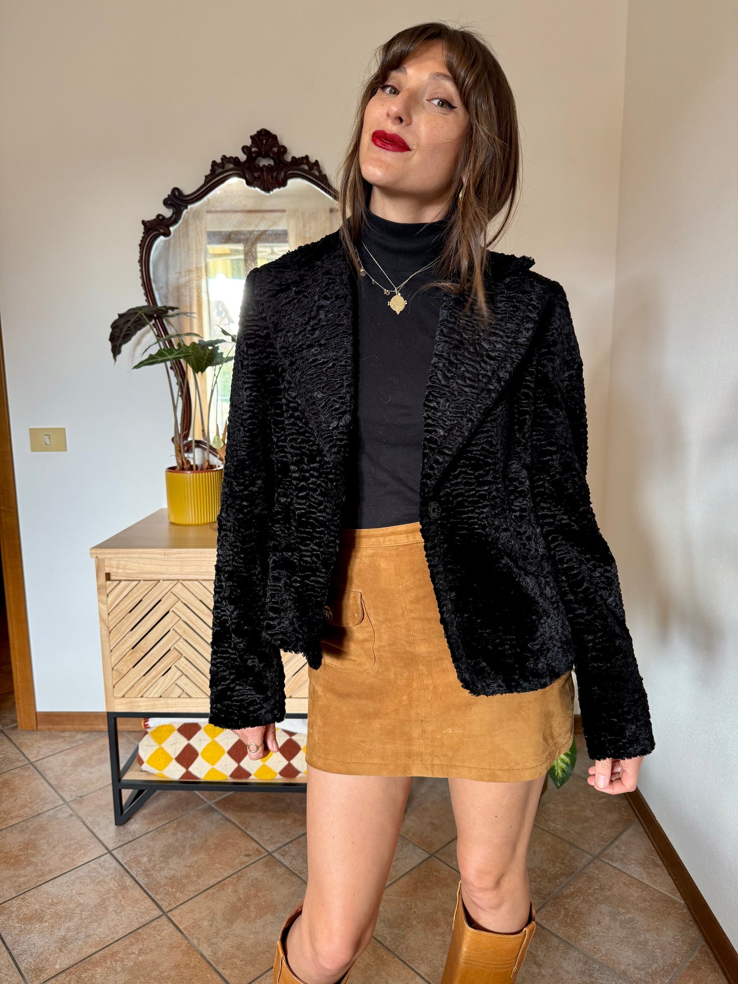 1990's vintage black faux fur textured cropped jacket