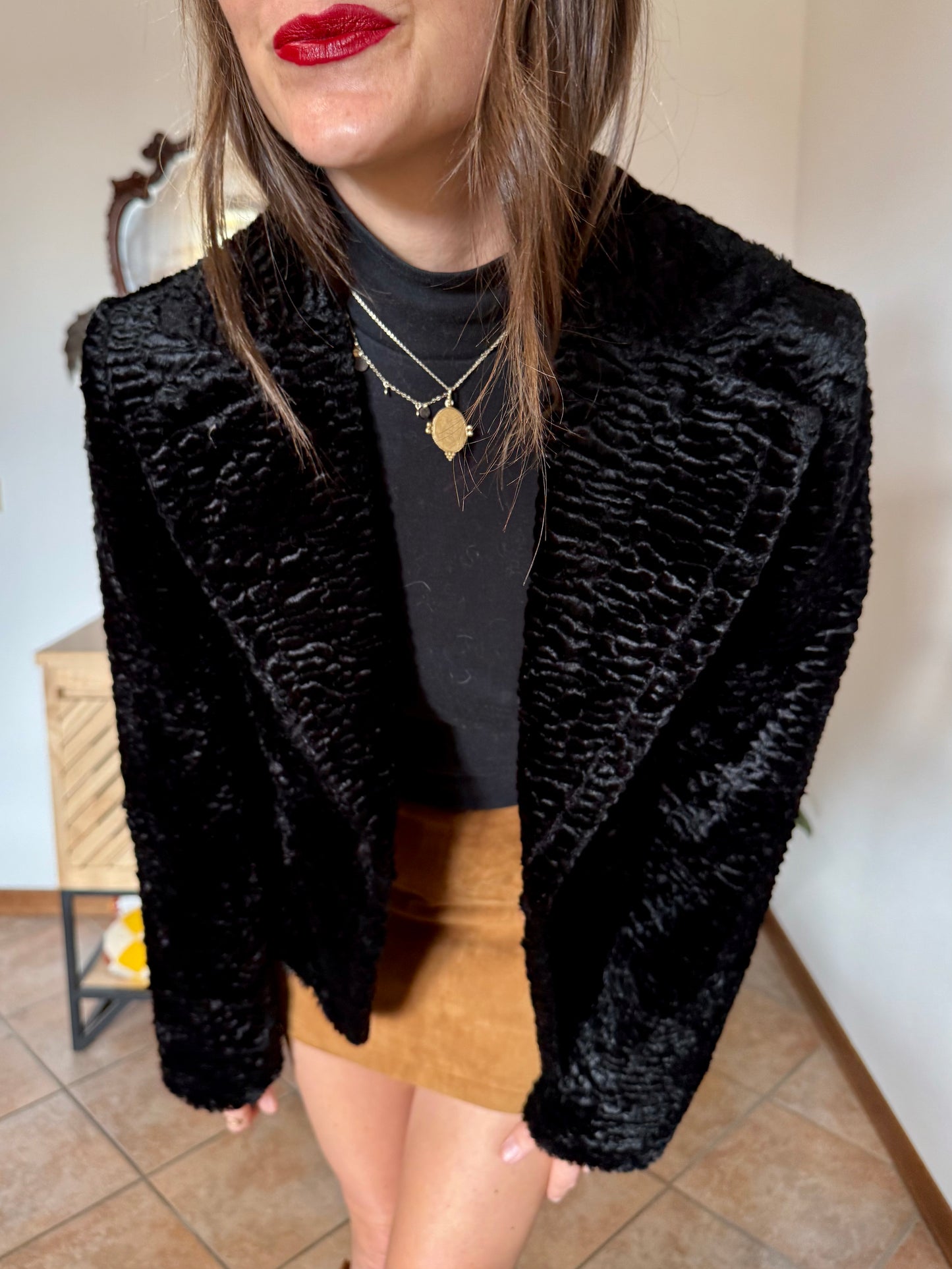 1990's vintage black faux fur textured cropped jacket