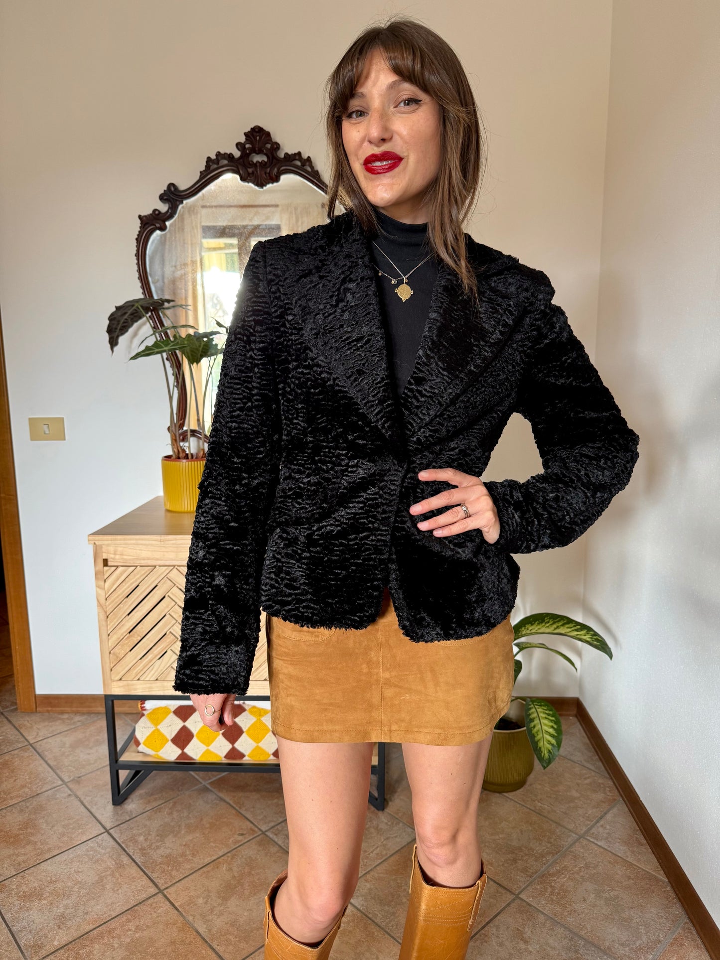 1990's vintage black faux fur textured cropped jacket