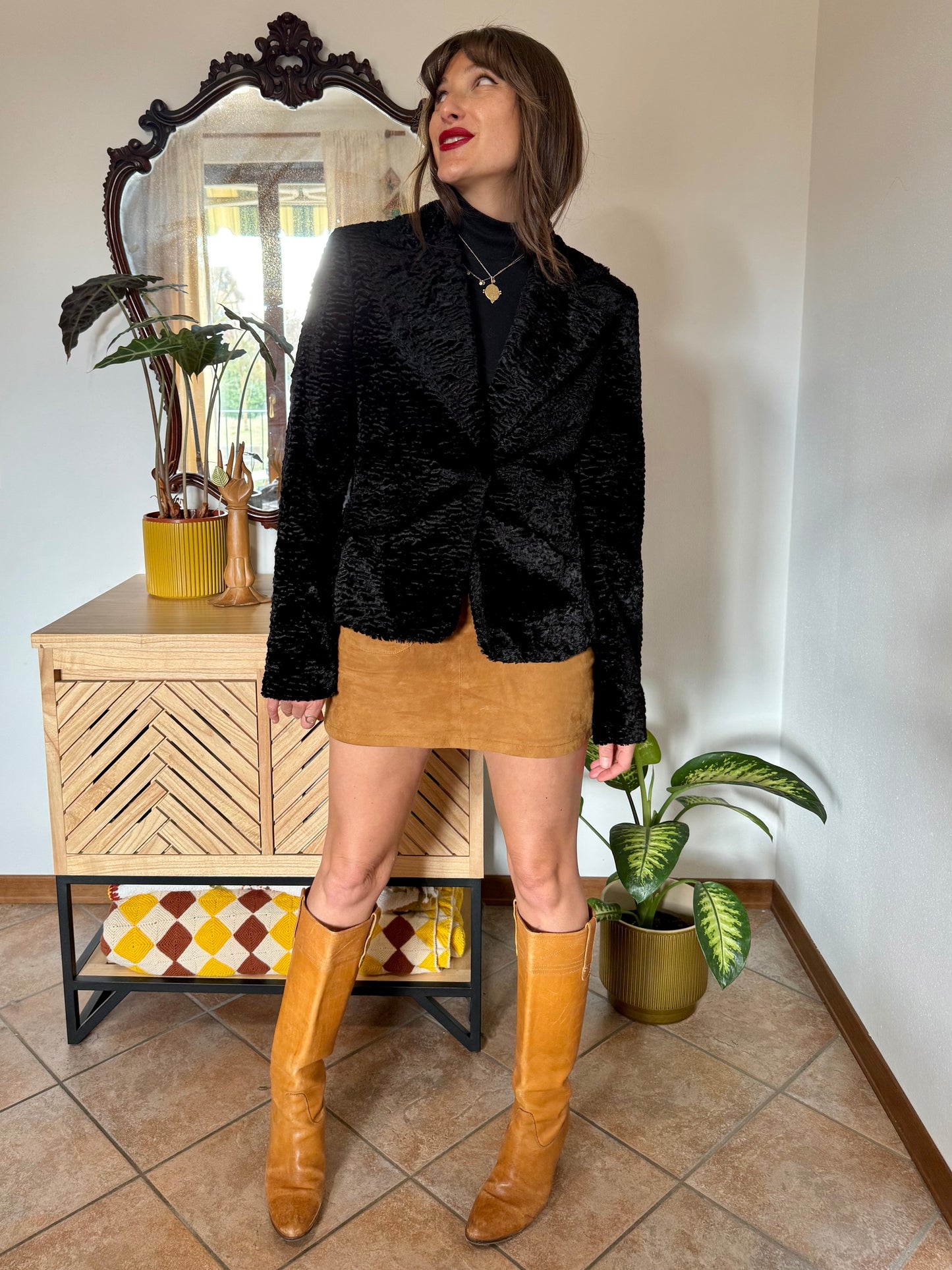 1990's vintage black faux fur textured cropped jacket
