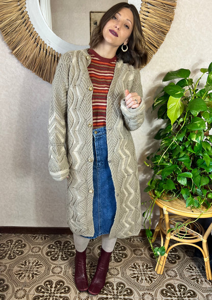 1970's vintage beige and cream oversize chevron knit duster cardigan