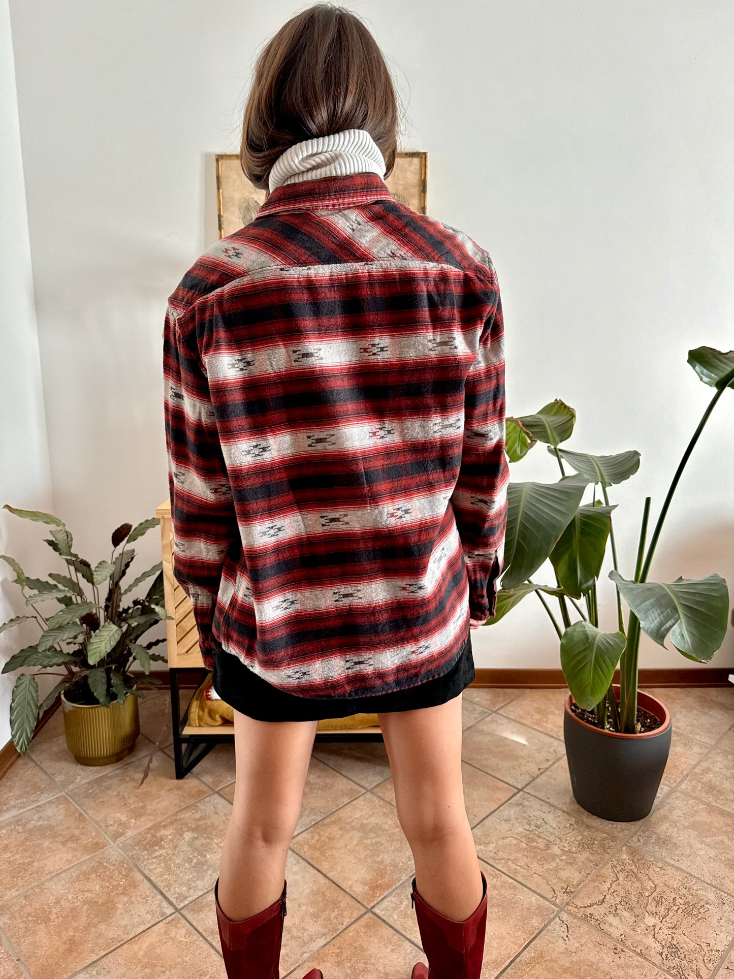 1990's vintage burgundy , black and grey aztec pattern flannel shirt