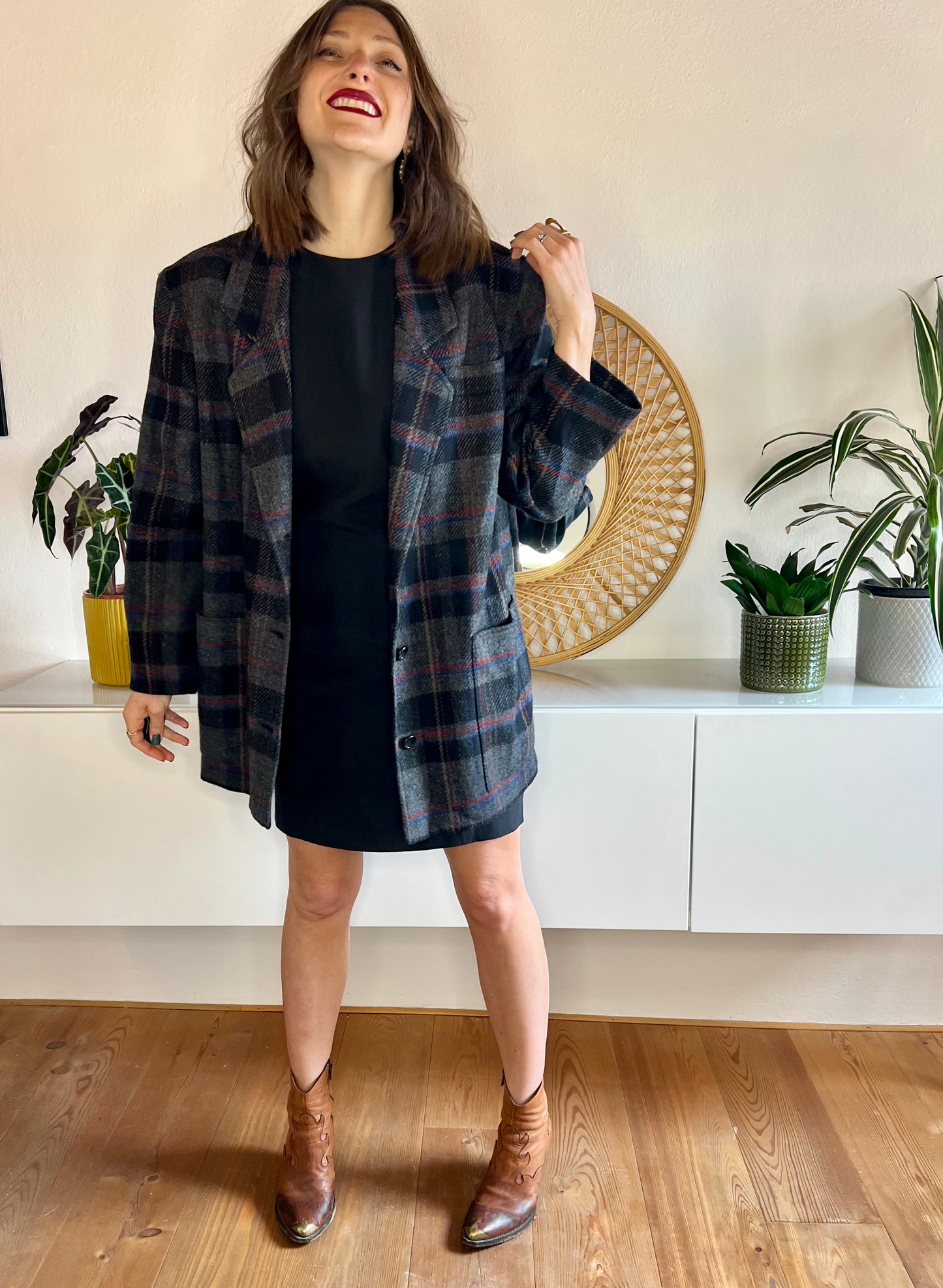 1980's vintage oversize dark grey with blue and red plaid blazer