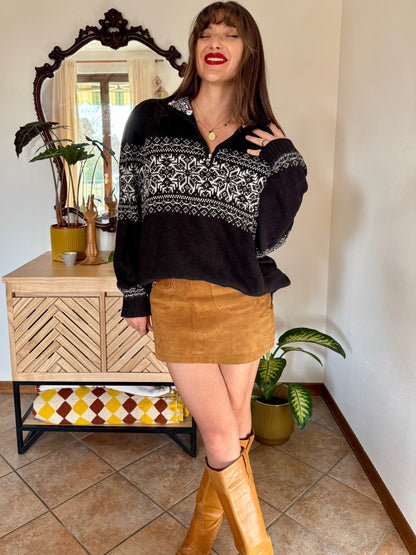 1990's vintage black and white mock neck zip up knit pullover