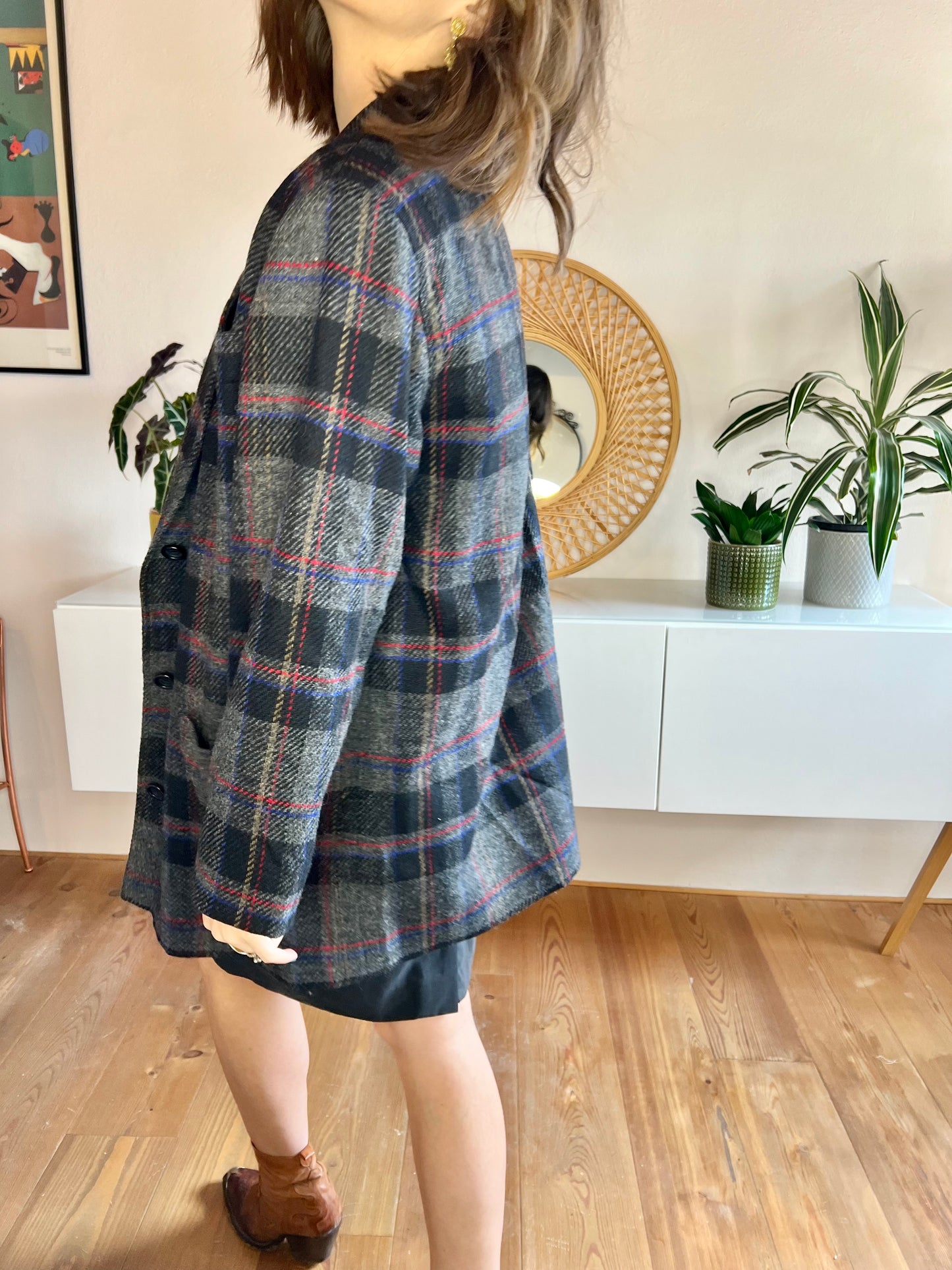 1980's vintage oversize dark grey with blue and red plaid blazer