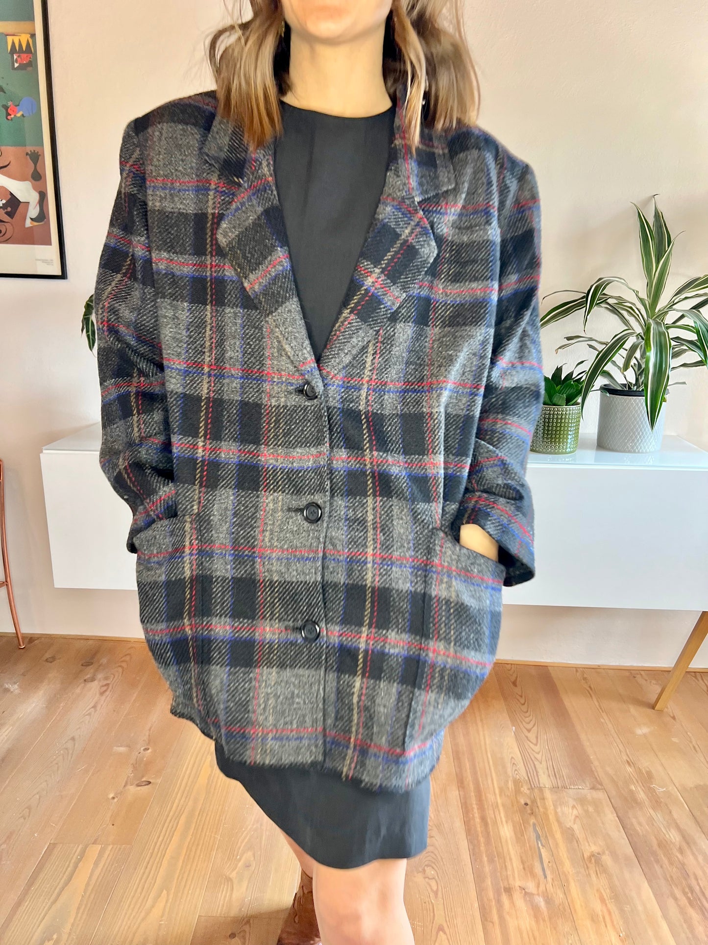 1980's vintage oversize dark grey with blue and red plaid blazer