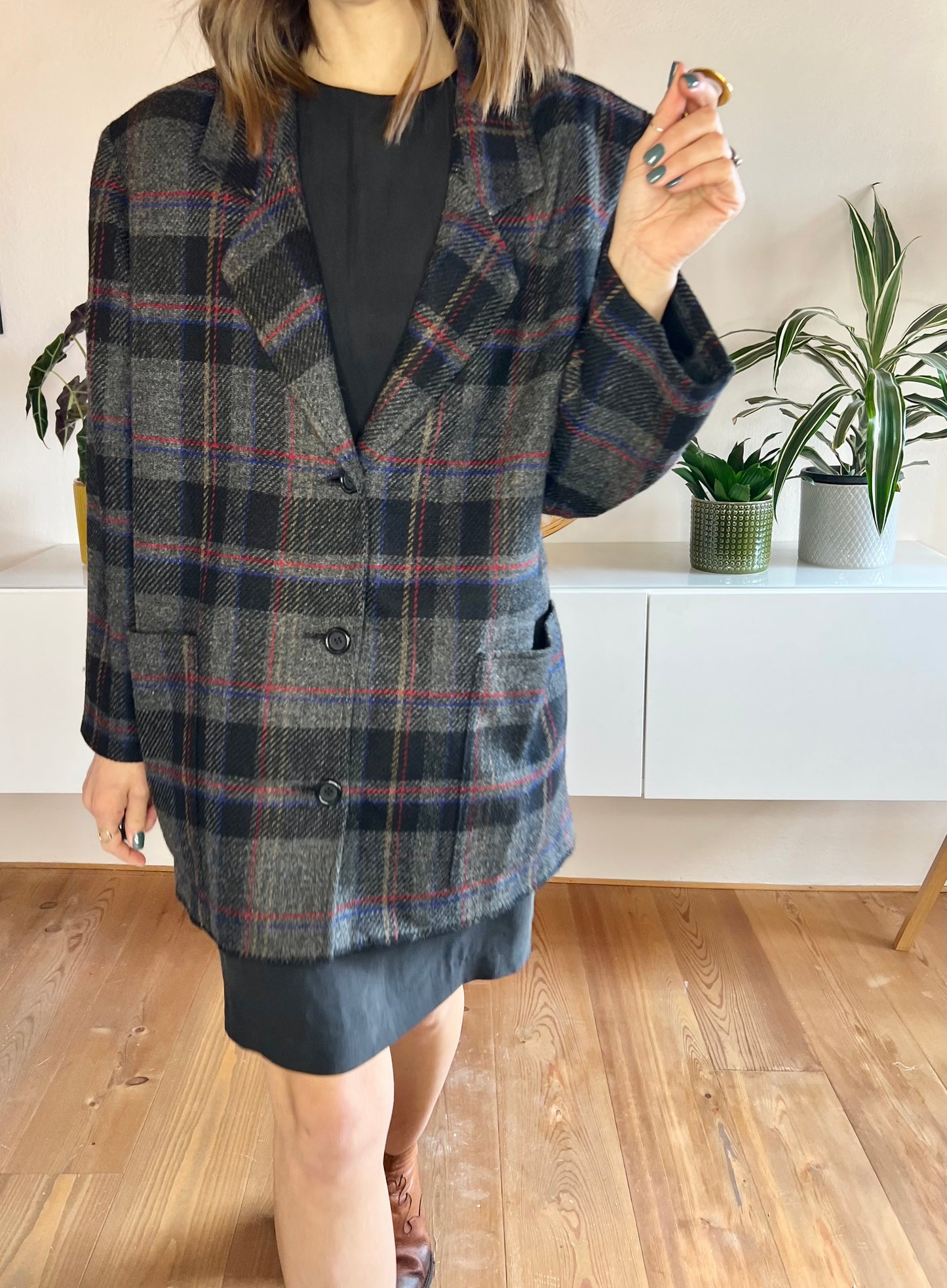 1980's vintage oversize dark grey with blue and red plaid blazer