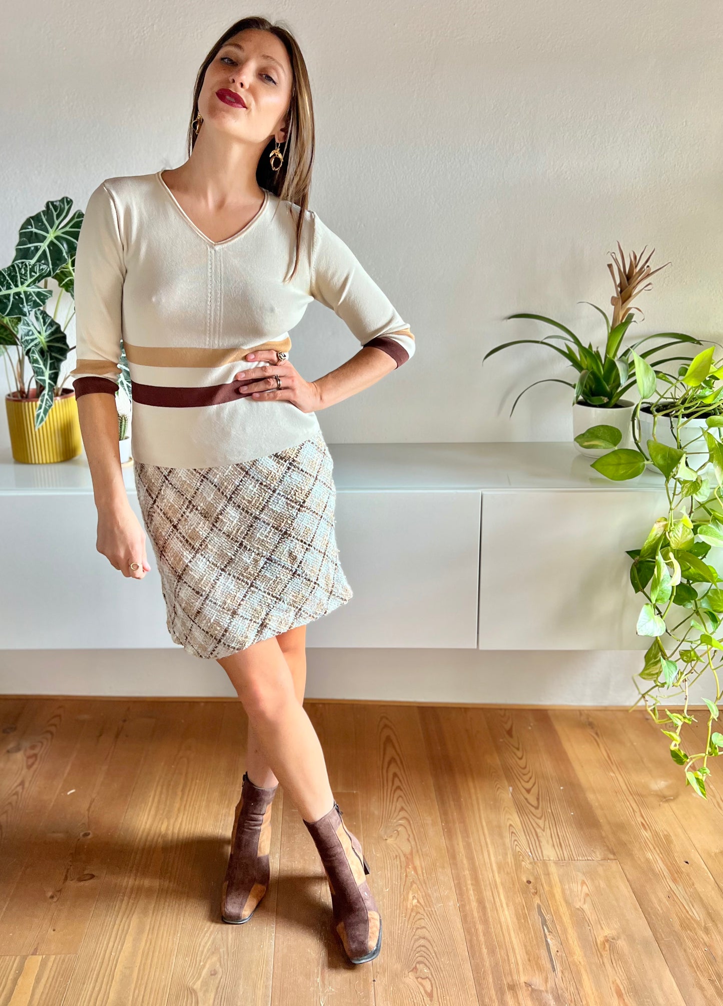 1970'S vintage beige knit top with brown and tan stripes