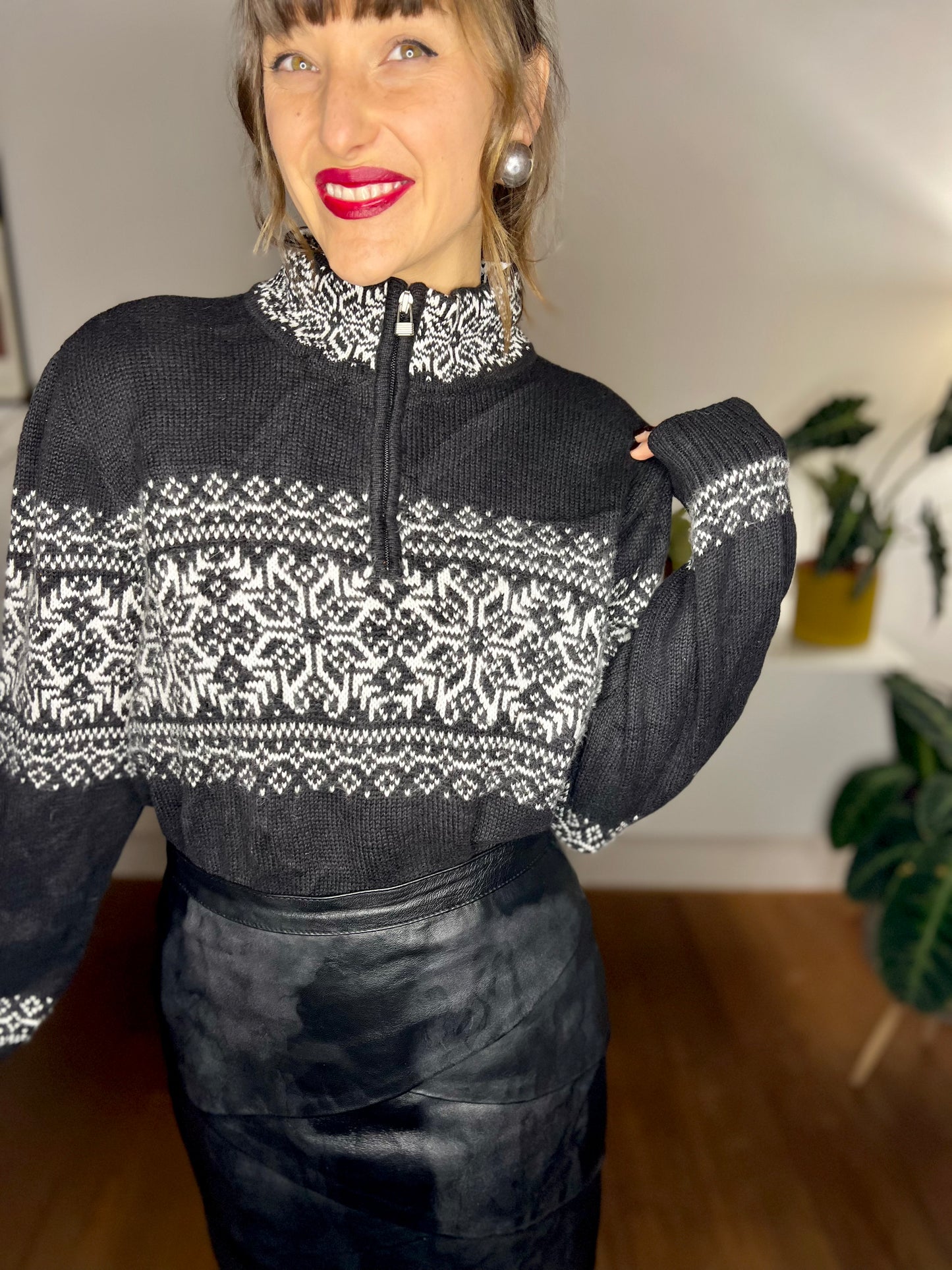 1970's vintage black and white oversize fair isle mock neck pullover