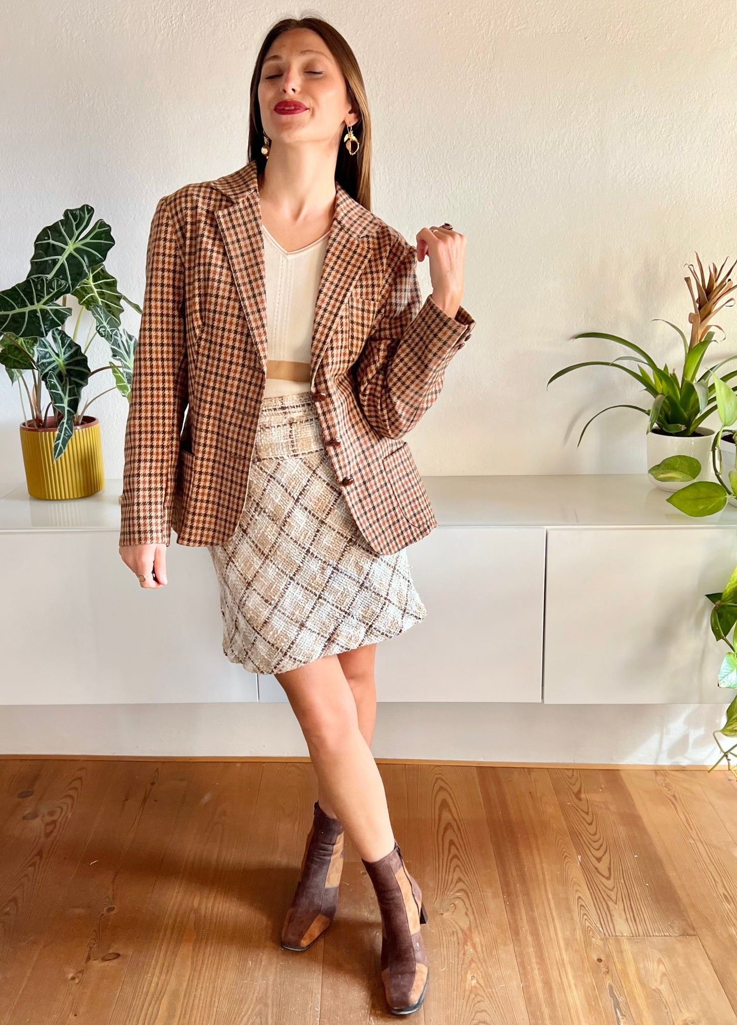 1970's vintage burgundy and brown houndstooth blazer