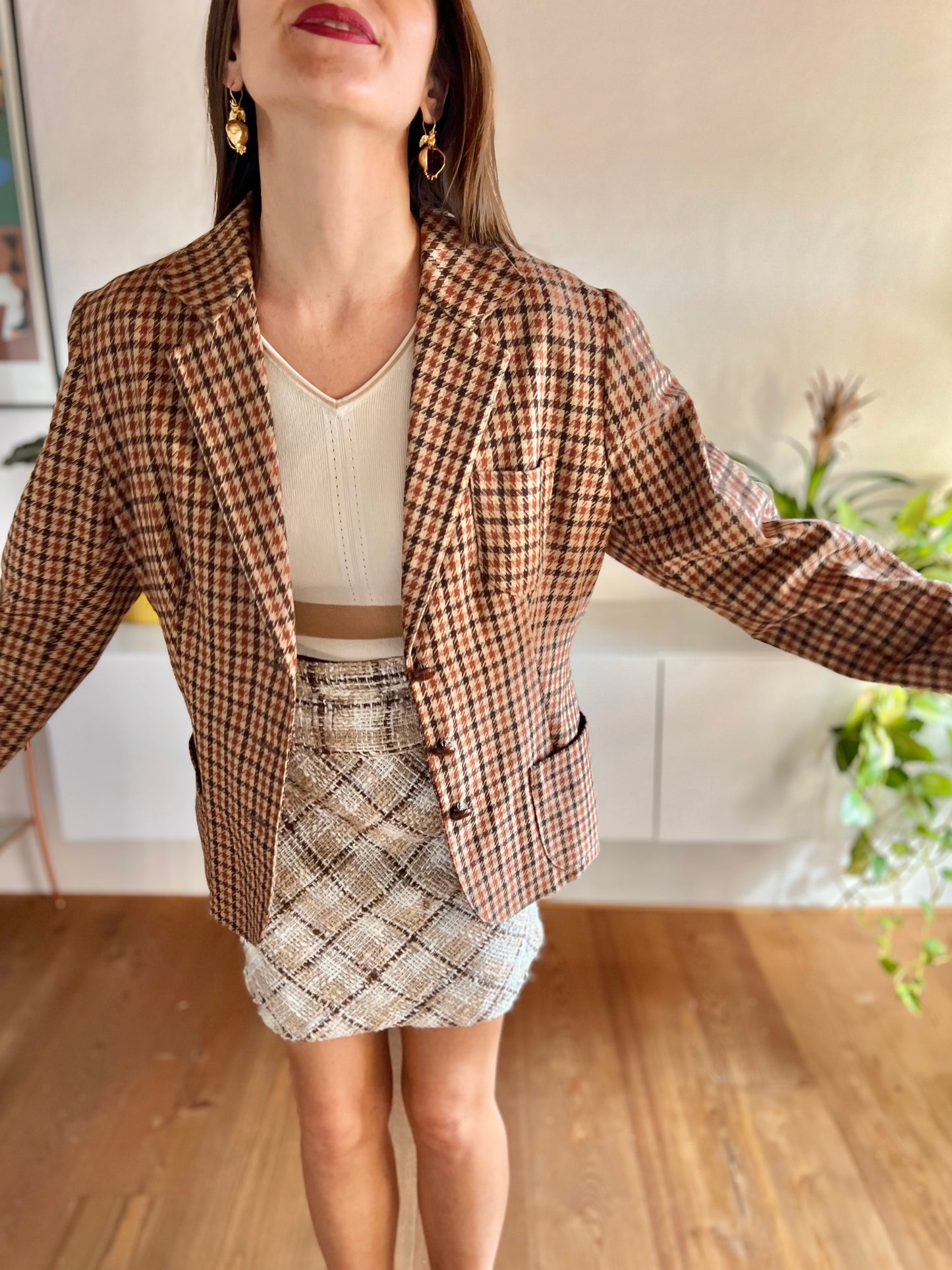 1970's vintage burgundy and brown houndstooth blazer