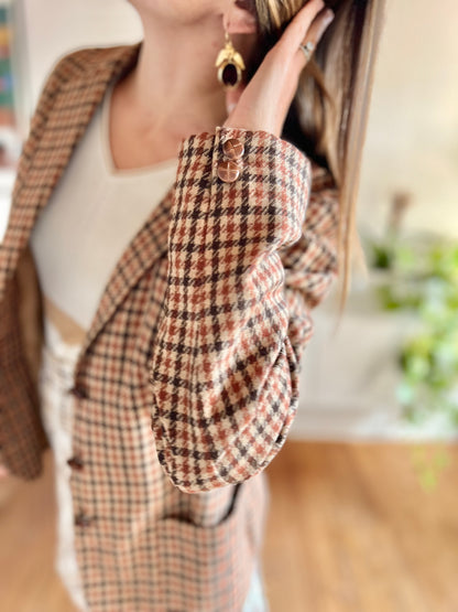 1970's vintage burgundy and brown houndstooth blazer