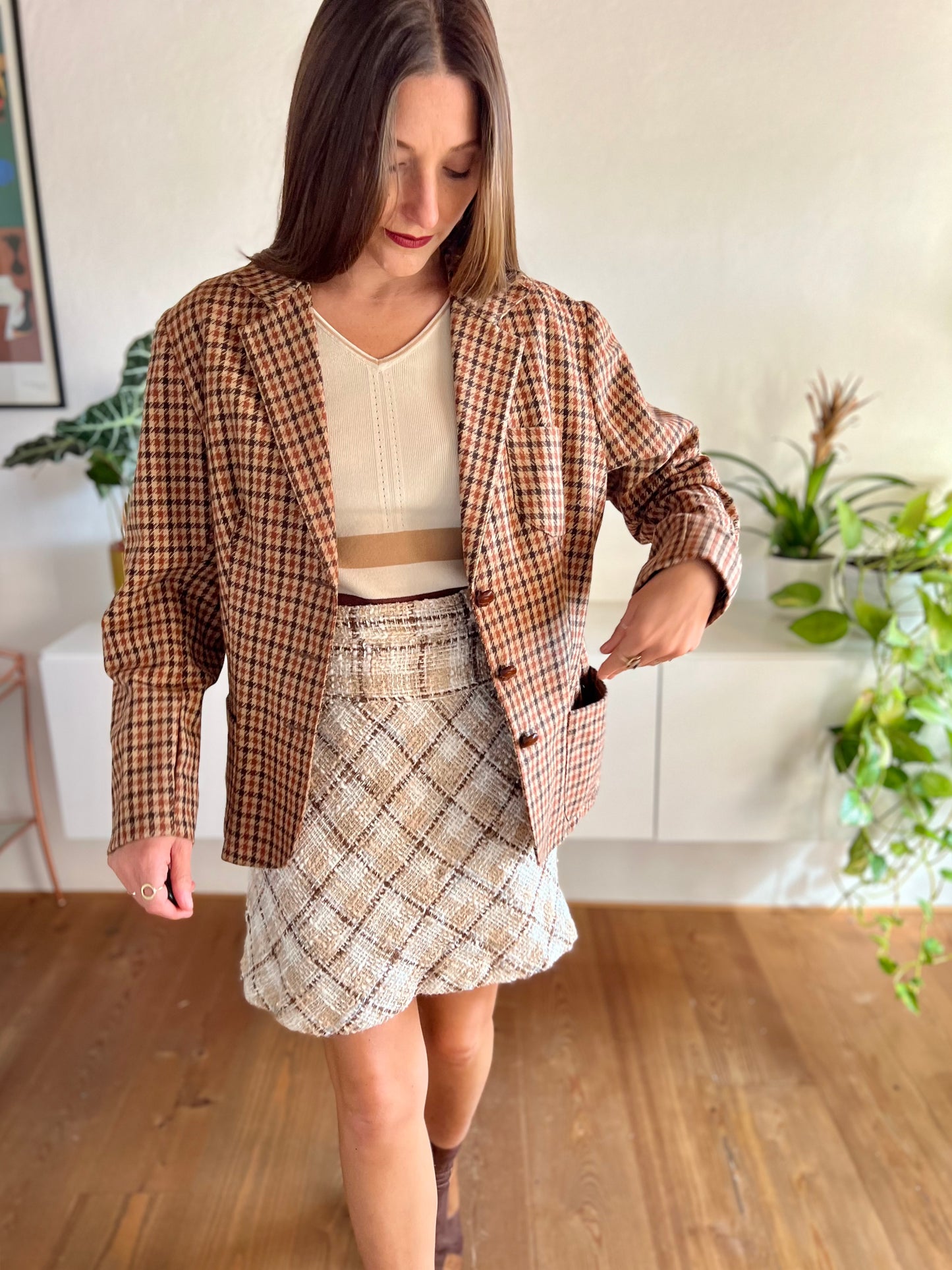 1970's vintage burgundy and brown houndstooth blazer