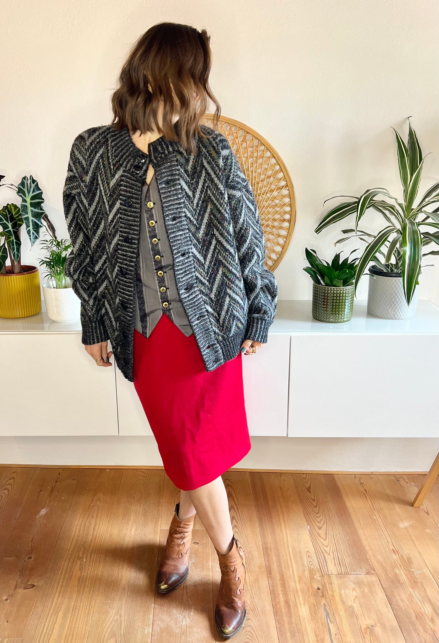 1970's vintage grey and black chevron cardigan with rainbow specks