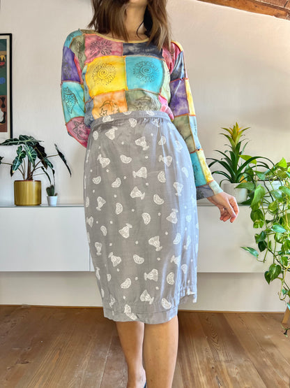 1970's vintage grey midi skirt with white indian print