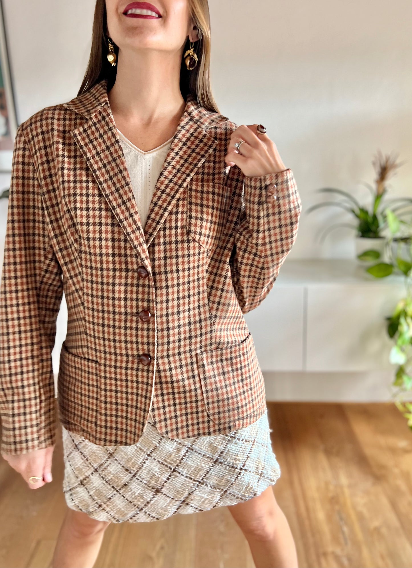 1970's vintage burgundy and brown houndstooth blazer