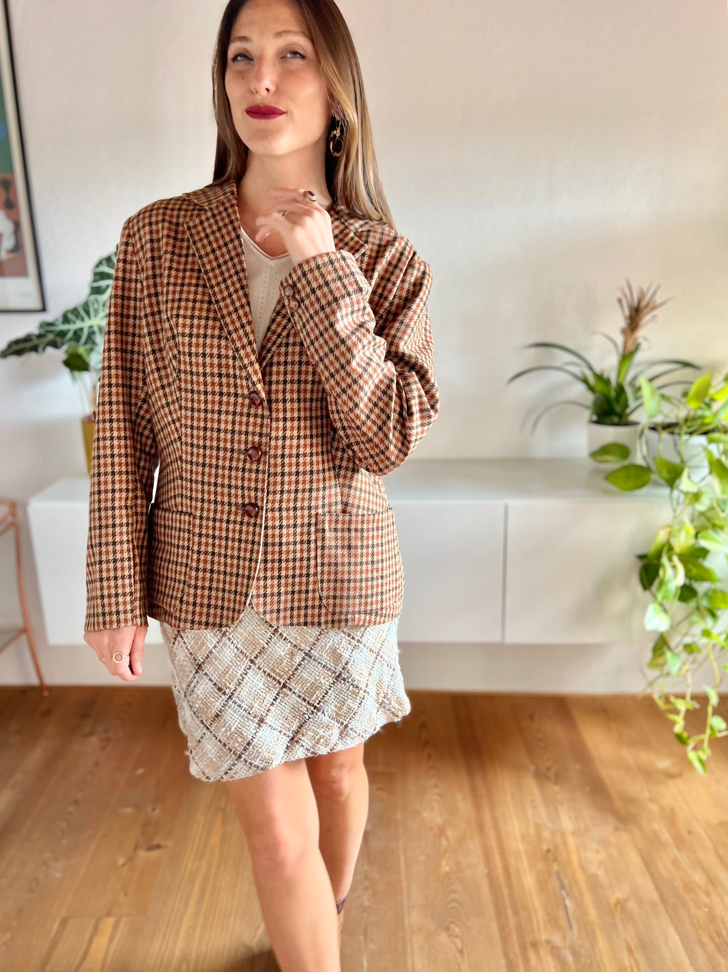 1970's vintage burgundy and brown houndstooth blazer